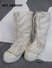 CANADIAN FORCES ISSUED MUKLUKS SIZE 8 M CANADA ARMY  ( MTL ARMORY ) picture