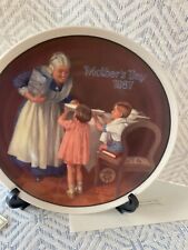 Norman Rockwell Grandma's Surprise 1987 Collectors Plate Knowles picture