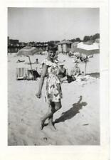 Vintage Snapshot SMALL FOUND PHOTOGRAPH bw A DAY AT THE BEACH Original 19 25 D picture