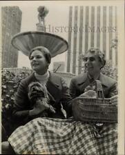 1969 Press Photo Actress Ingrid Bergman & Producer Sterling Silliphant, New York picture