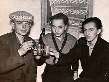 1950s Three Handsome Young Men Alcohol Party Gay Int B&W Photo Snapshot picture