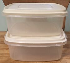 (2) Rubbermaid Servin’ Savers~ 10 CUP ~ 8” Sq. Storage Containers~ w/Almond Lids picture