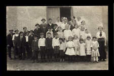 RPPC - STUDENT & TEACHERS GROUP PHOTO * no location Building background picture