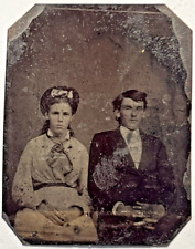 1800's SMALL TINTYPE SERIOUS YOUNG COUPLE PORTRAIT 9E picture