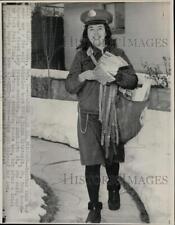 1965 Press Photo Postal Letter Carrier Mrs. Diana Reisdorph in Spokane, WA. picture