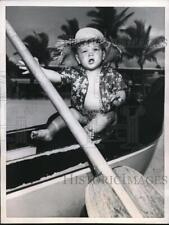 1957 Press Photo Honolulu Matthew King Chicago Hawiian United Air Lines picture