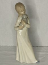 LLADRO GIRL HOLDING A PUPPY figurine. Daisa Handmade In Spain picture