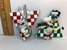 Vintage 1994 Warner Bros. Looney Tunes ROADRUNNER & WILE E & BUGS BUNNY Magnets picture