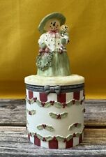Heather Hykes Plum Pudding Resin Holiday Snowmen Lady Trinket Box picture