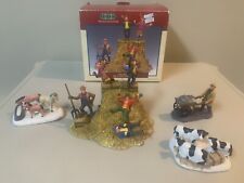 Lemax Christmas Village Collection Haystack Holiday #33404A 2003 Plus Extras picture