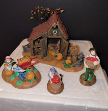 Dept 56 New England Village It's Almost Thanksgiving Neat Piece Original Box picture