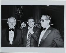 Ralph Bellamy, Mike Connors, Robt Mitchum ORIGINAL PHOTO HOLLYWOOD Candid picture