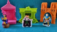 SALE Rare Humpback of Notre Dame Festival of Fools Put 'N Play Set + 3 Figures picture