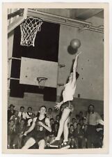 GREAT 1950s HIGH SCHOOL (college?)  basketball game ACTION leap MOTION vintage picture