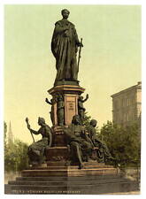 Photo:Statue of King Maximilian II of Bavaria,Munich,Germany picture