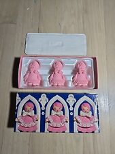 VTG Pink Avon Little Choir Boys Hostess Fragranced Soaps (3) Unused Original Box picture