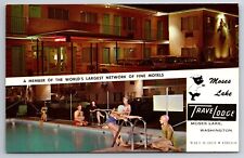 Vintage Postcard WA Moses Lke TraveLodge Pool Old Cars Chrome picture