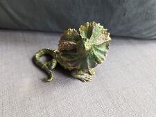 Rucinni Frill Neck Lizard Jeweled Trinket Box Rhinestone Magnetic Hinged Lid picture