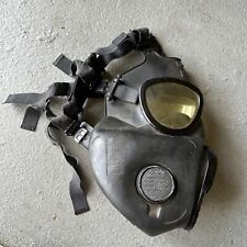 US Military M17 Gas-mask picture