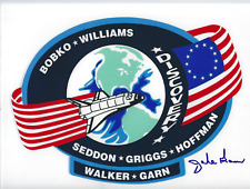 JAKE GARN Astronaut NASA Signed 8.5 x 11 Photo UNITED STATES SENATOR  picture