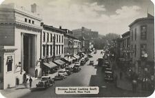 NY Peekskill - Division Street looking South  - chrome Postcard picture