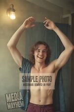 Shirt falling off cute looking guy Print 4x6 Gay Interest Photo #713 picture