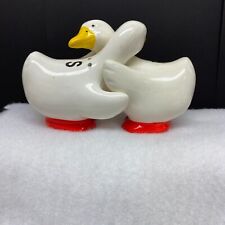 Vintage Salt and Pepper Shaker. Nesting Ducks, Ceramic picture