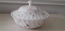 Vintage Wedgwood Campion Lidded Trinket Dish In Lovely Condition picture