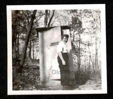 WOMAN PRIVATE SIGN ON OUTHOUSE WOODS OLD/VINTAGE PHOTO SNAPSHOT- A743 picture
