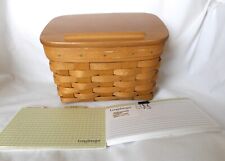Longaberger 2002 recipe basket with lid, insert and recipe cards pre-owned picture