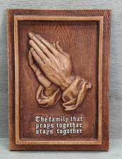 VTG MCM 1959 Multi Prod USA The Family That Prays Together Stays Together Plaque picture