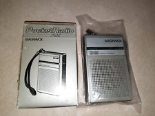 Vintage Magnavox AM Transistor Radio Model 39 Beautiful Condition with orig box picture