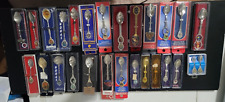 VTG/HUGE LOT OF 25 SOUVENIR COLLECTOR SPOONS STATES & COUNTRIES Original Cases picture