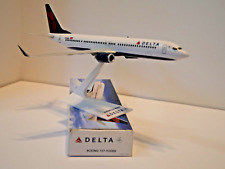 Flight Miniatures Delta (97-00) 737-900ER 1:200 Scale Model Airplane picture
