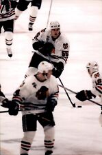 PF34 2000 Original Photo ERIC DAZE CHICAGO BLACKHAWKS LEFT WING NHL ICE HOCKEY picture