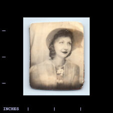 Vintage Photo PHOTOBOOTH STYLE PORTRAIT OF WOMAN picture