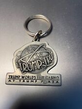 Vtg Trump Tru TRUMP World's Fair Casino at Trump Plaza Key  Chain picture