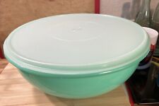 Vintage Tupperware Large Bowl 274-1 with Lid Green 26 cup Made in USA picture