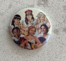 RARE Vintage American Girl Doll Pleasant Company Grin Pin Historical Characters picture