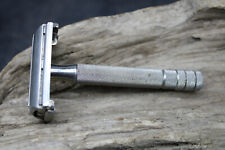 Vintage Gillette Double Edge Flat Open Comb Razor (P2) picture