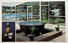 Vintage La Font Inn Pascagoula MS Postcard Courtyard Fountain Pool c)1970s picture