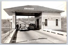 Hudson Wisconsin~Toll House~Cars~Attendant @ Car~Bridge Behind~1940s RPPC picture