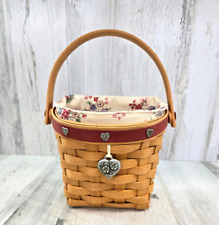 Longaberger 2001 Sweetheart Red Love Notes Basket Liner Protector Tie On picture