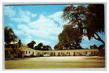 Three Oaks Motel, U.S. Hwy 1, Titusville FL c1960 Vintage Postcard picture