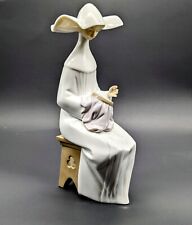 Lladro Time To Sew Nun White #5501 RETIRED Porcelain Figure With Original Box. picture