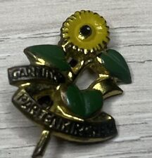 Vintage Garmisch Partenkirchen Skiing Pin Badge Bavaria GERMANY  Flower picture