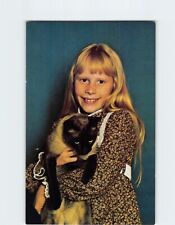 Postcard Amy Carter President Jimmy's Daughter with her Siamese Cat picture
