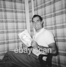 ACTOR JOHN RUSSELL EARLY IN CAREER AT HOME CANDID   8X10 PHOTO 3 picture