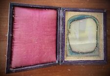 1840s SEALED 1/6 DAGUERREOTYPE LITTLE BOYS / BROTHERS AFFECTIONATE POSE PHILA picture