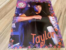 Taylor Lautner Selena Gomez teen magazine poster clipping squatting Twilight pix picture
